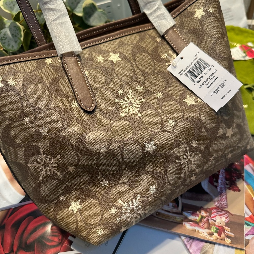 NWT Coach Mini City Tote Signature Canvas Khaki Saddle Gold Star Snowflake Bag - Picture 10 of 10